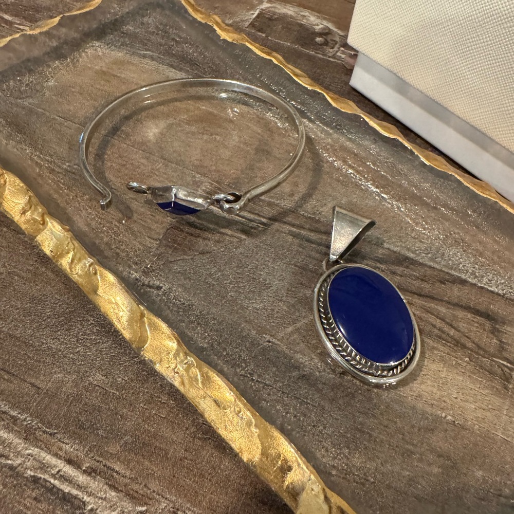 Elegant Silver and Blue Jewelry Set